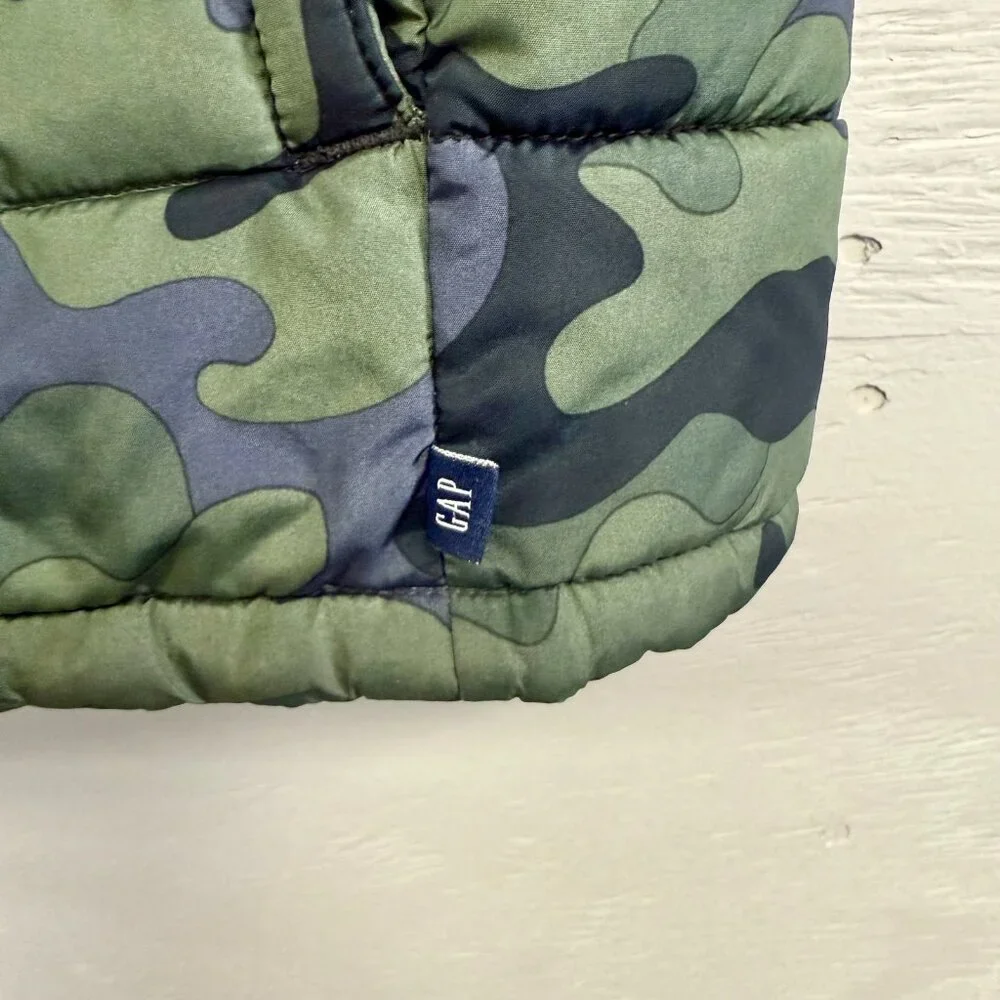 Gap Kids Boys Cold Control Green‎ Camo Puffer Vest Size M